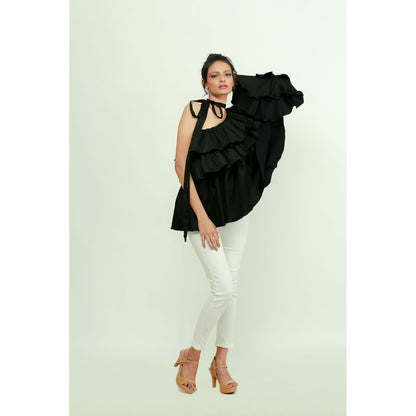 Echke Off Shoulder Top With Rouged Cuff