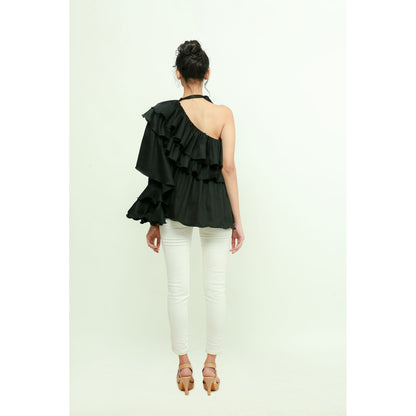 Echke Off Shoulder Top With Rouged Cuff