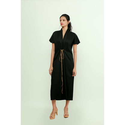 Echke Long Dress With Waist Tie-Up