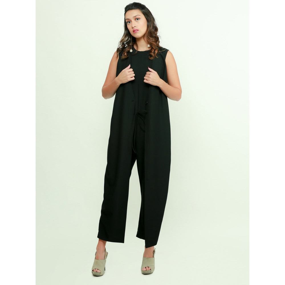Echke Jumpsuit With Center Closure And Tie-Up