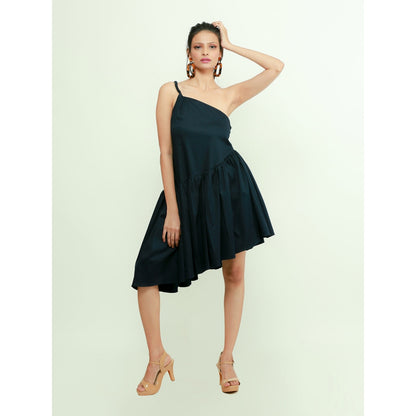 Echke One Shoulder Dress With Low Waist