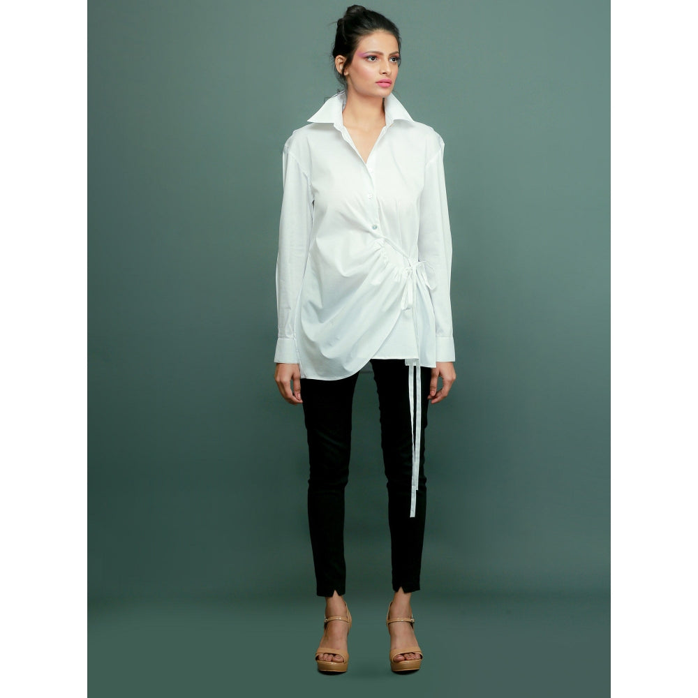 Echke Shirt With Tie-Up Feature