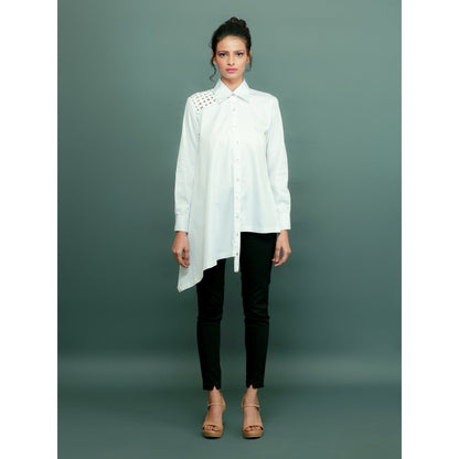 Echke Shirt With Criss Cross Feature