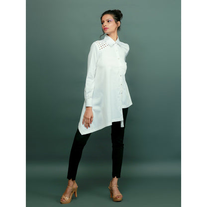 Echke Shirt With Criss Cross Feature