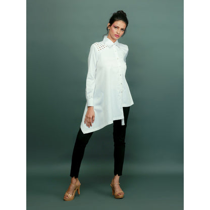 Echke Shirt With Criss Cross Feature