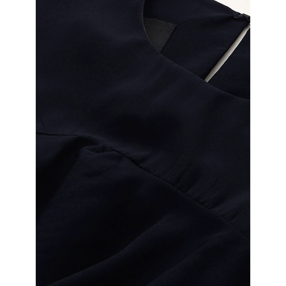 Echke Cowl Feature Shirt