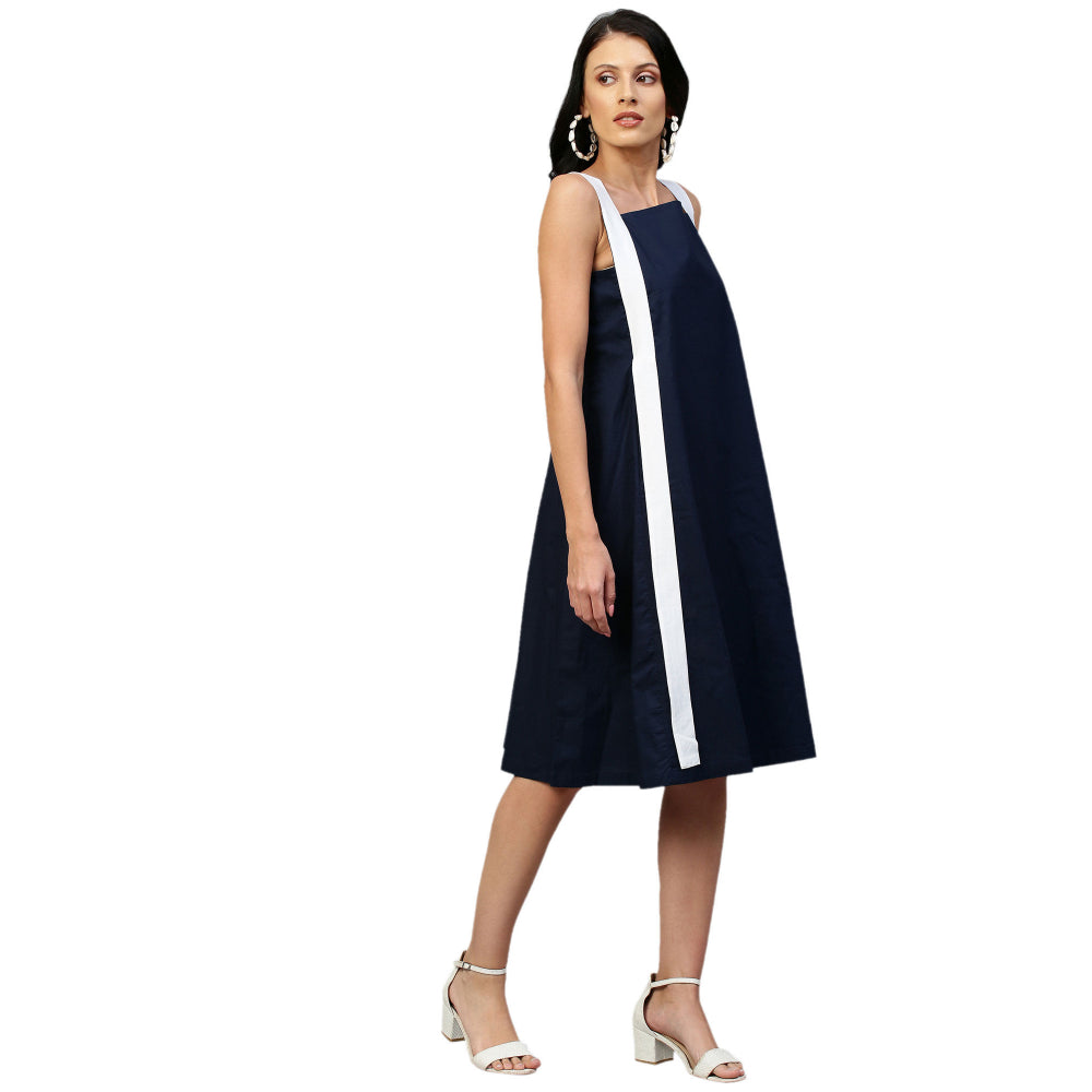 Echke A Line Dress With Extended Strap Feature