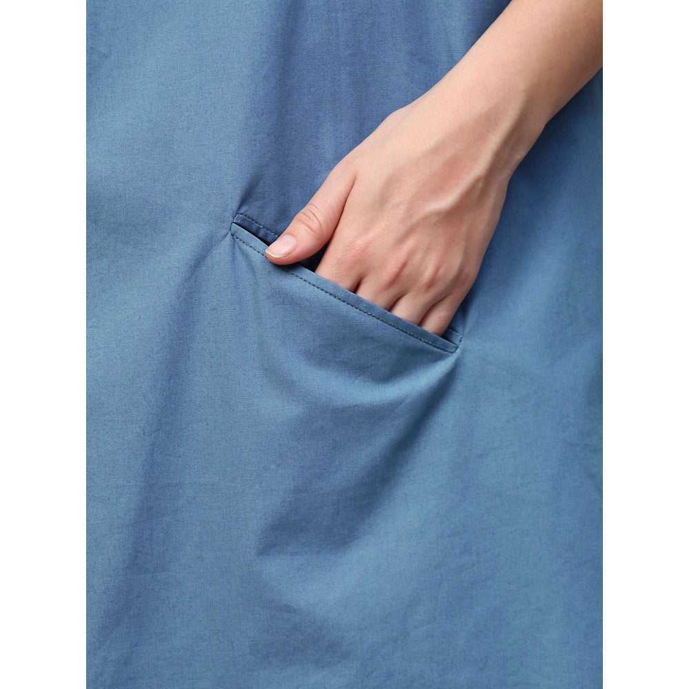 Echke Sleeveless Dress With Diagonal Rouging
