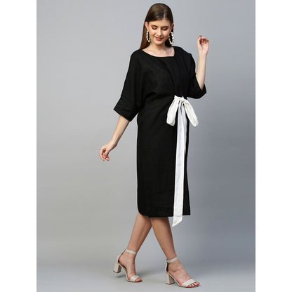Echke Dress With Mid-Riff Tie-Up