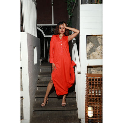 Echke Shirt Dress with Collar Feature at the Bottom