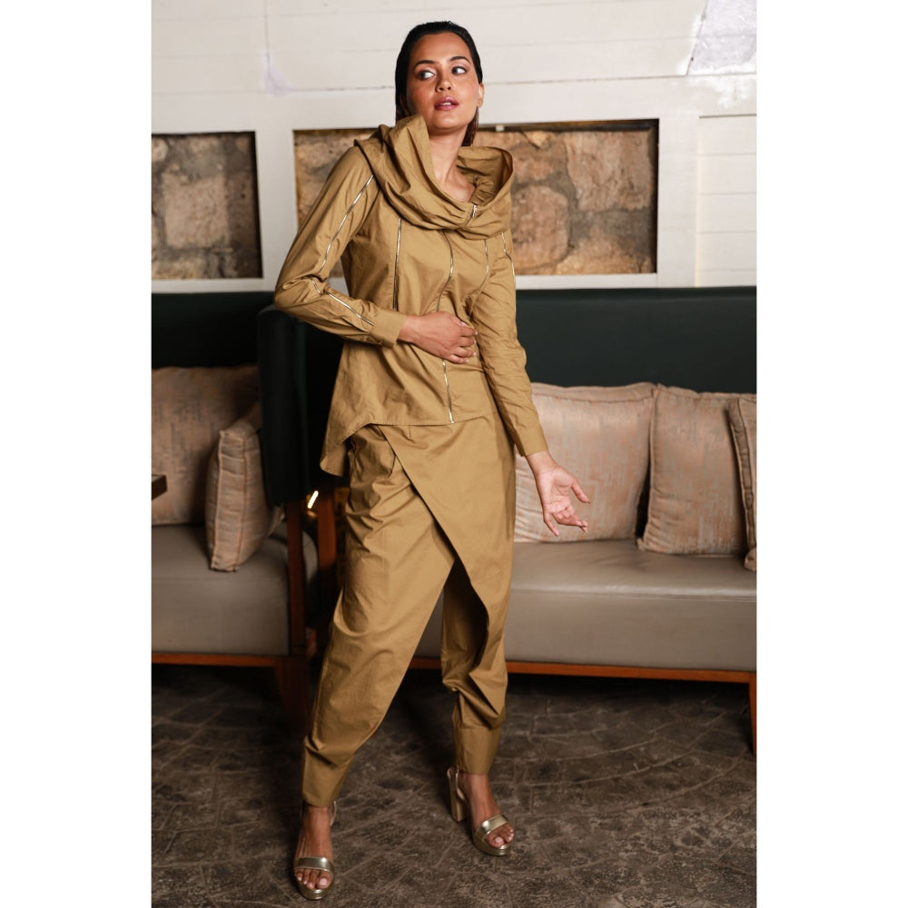 Echke Gold Zipper Top and Cross Over Pant Co-Ord (Set of 2)