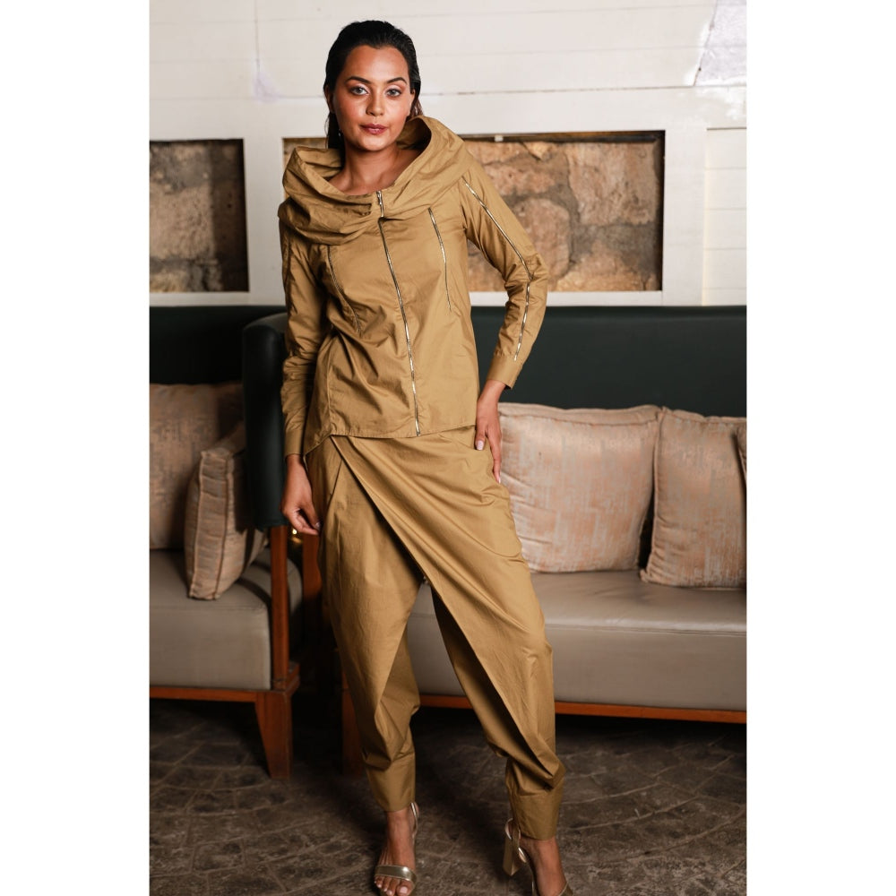 Echke Gold Zipper Top and Cross Over Pant Co-Ord (Set of 2)