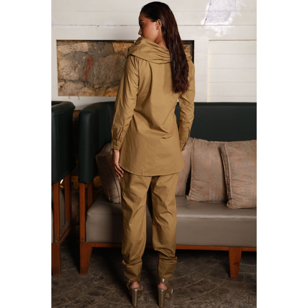 Echke Gold Zipper Top and Cross Over Pant Co-Ord (Set of 2)
