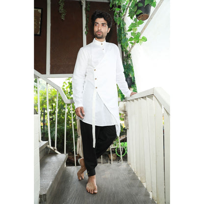 Echke White & Black Co-ord (Set of 2)