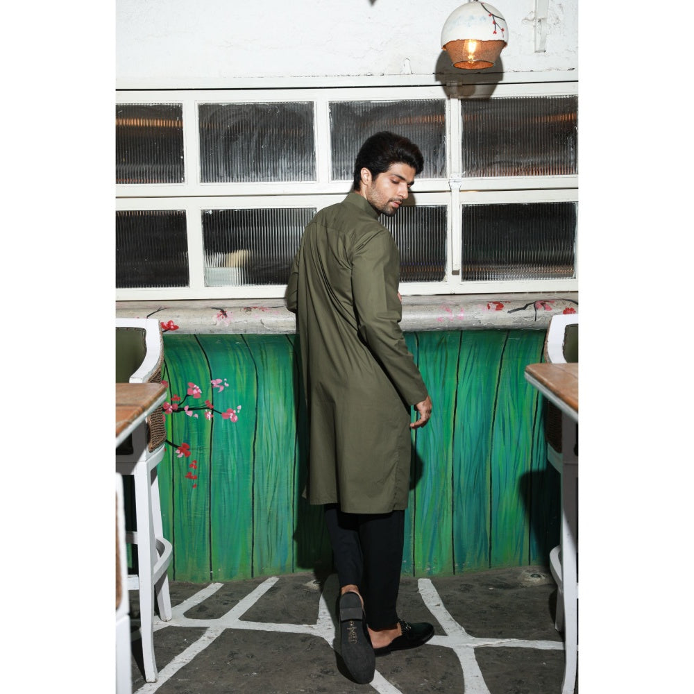 Echke Olive Green & Black Co-ord (Set of 2)