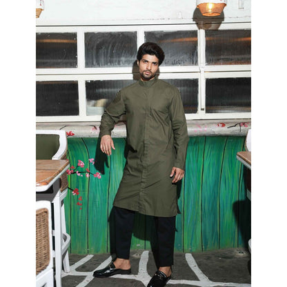 Echke Olive Green & Black Co-ord (Set of 2)