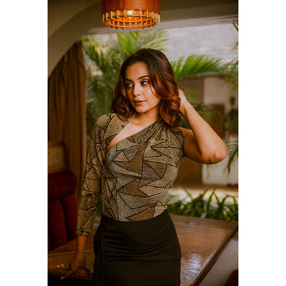 Echke Shawl Feature Top