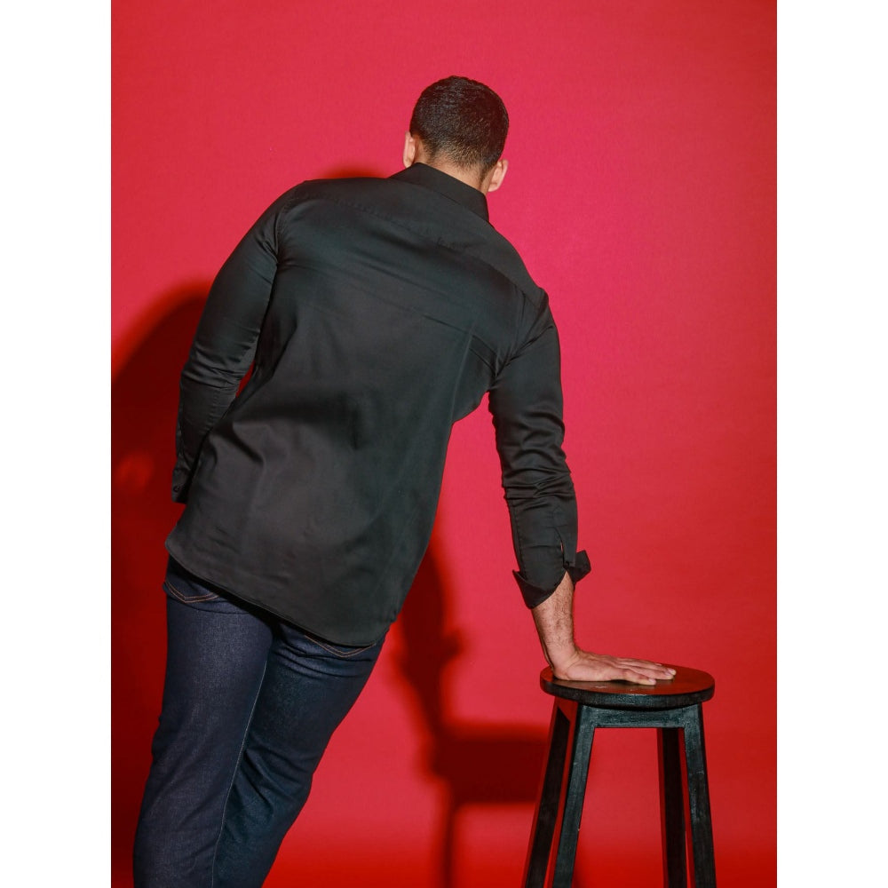 Echke Black Solid Shirt