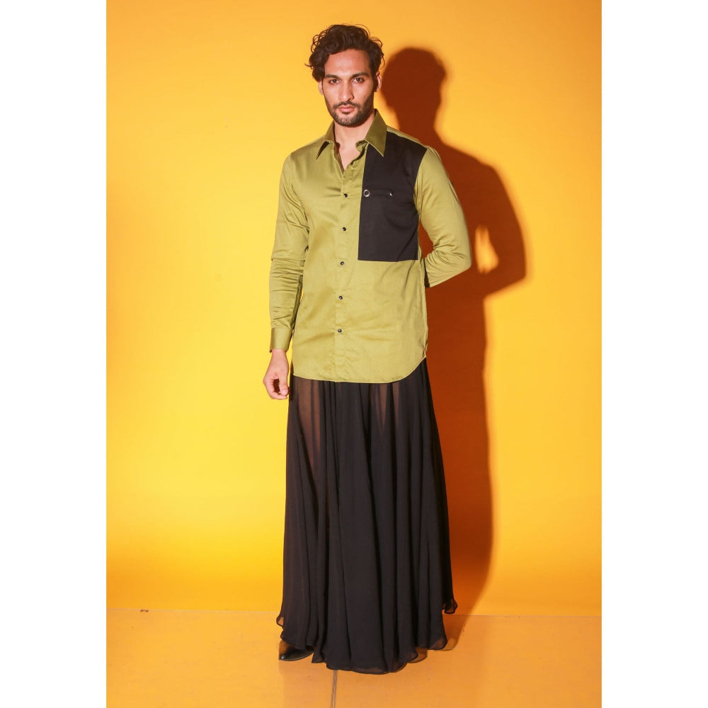 Echke Moss Green Colorblock Shirt