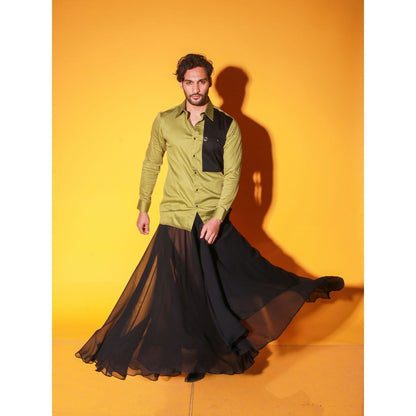 Echke Moss Green Colorblock Shirt