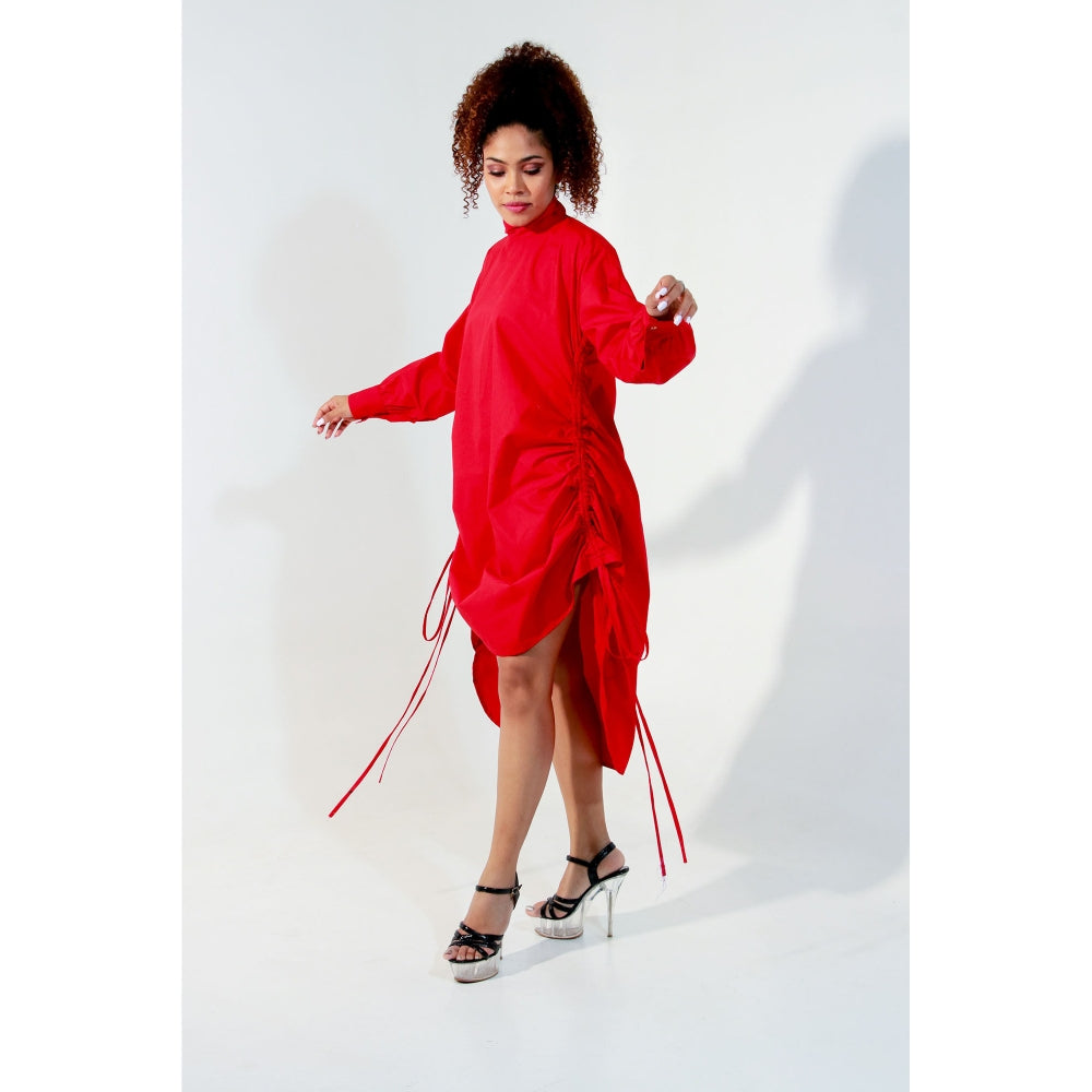 Echke Red High Collared Front Pull Up Top