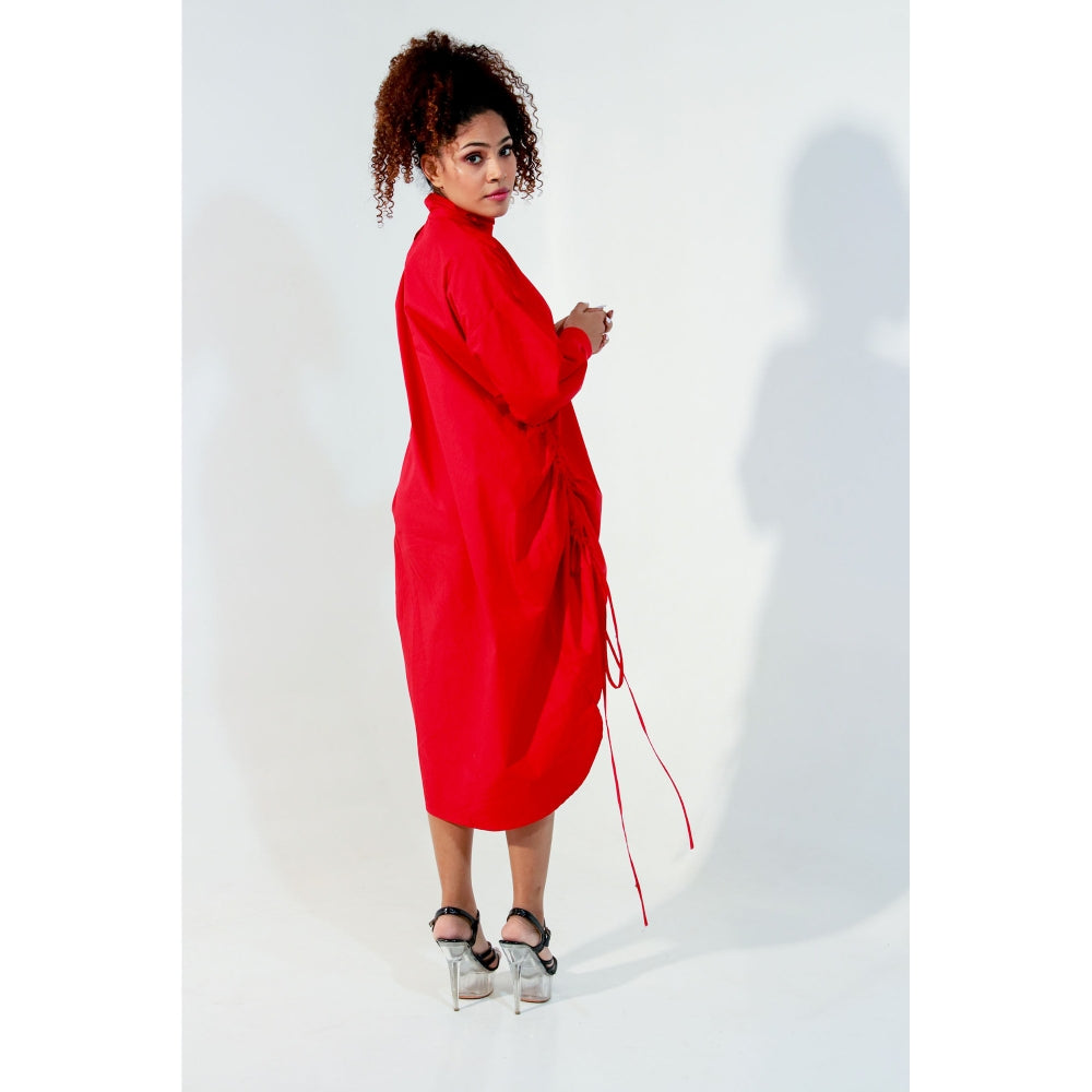 Echke Red High Collared Front Pull Up Top