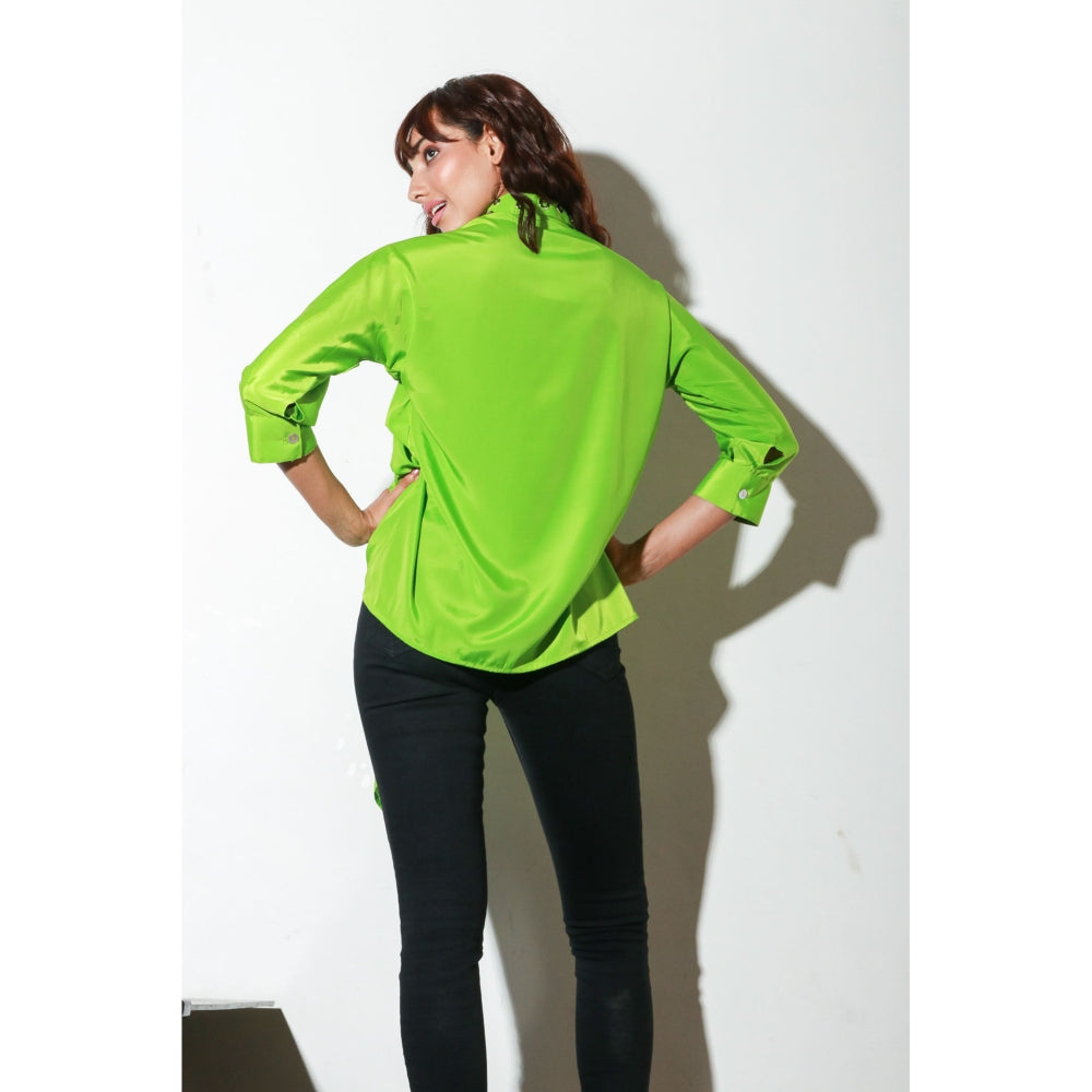 Echke Collared Top with Panels On The Chest And Long Sleeves