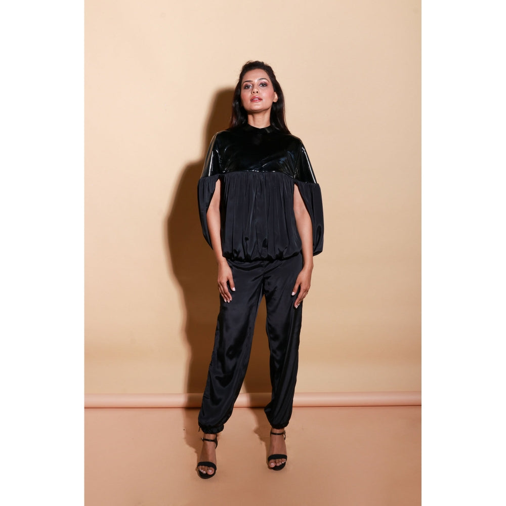 Echke Leather And Diva Co-Ord (Set of 2)