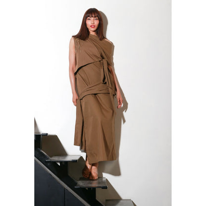 Echke Long Tie Up Dress with One Side Eyelits And Chains