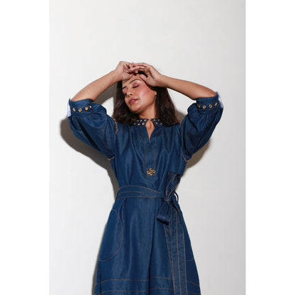 Echke Denim Loose Sleeve Dress Tan Stitching And Eyelit Feature with Belt (Set of 2)