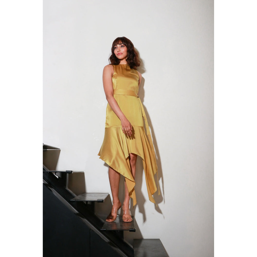 Echke Mustard Yellow Fitted Dress & Belt with Asymmetrical Bottom Part (Set of 2)
