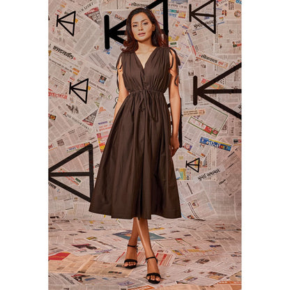 Echke Solid Brown Dress