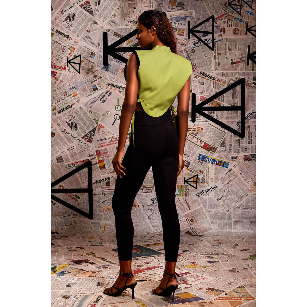 Echke Chinese Collar Crop Top