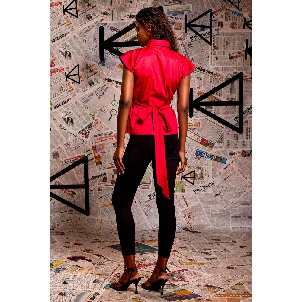 Echke Red Pleated Shirt with Detachable Bow (Set of 2)