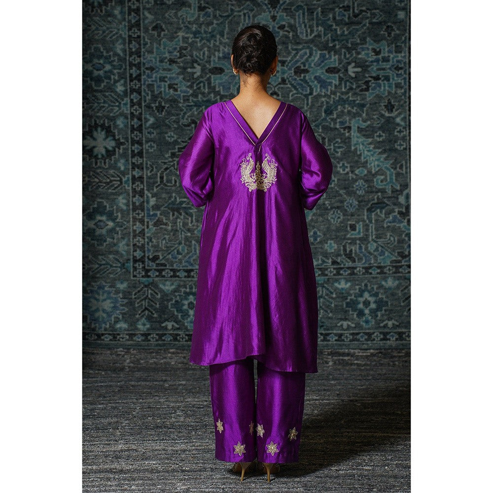 EEDA Purple Embroidered Kurta with Pant (Set of 2)