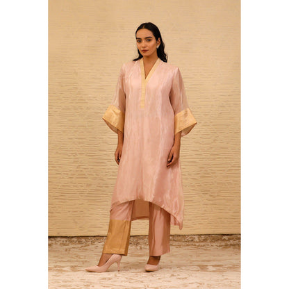EEDA Pink V-Neck Kurta with Straight Pant (Set of 2)