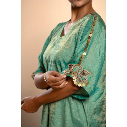 EEDA Parv Green Kurta with Pant (Set of 2)