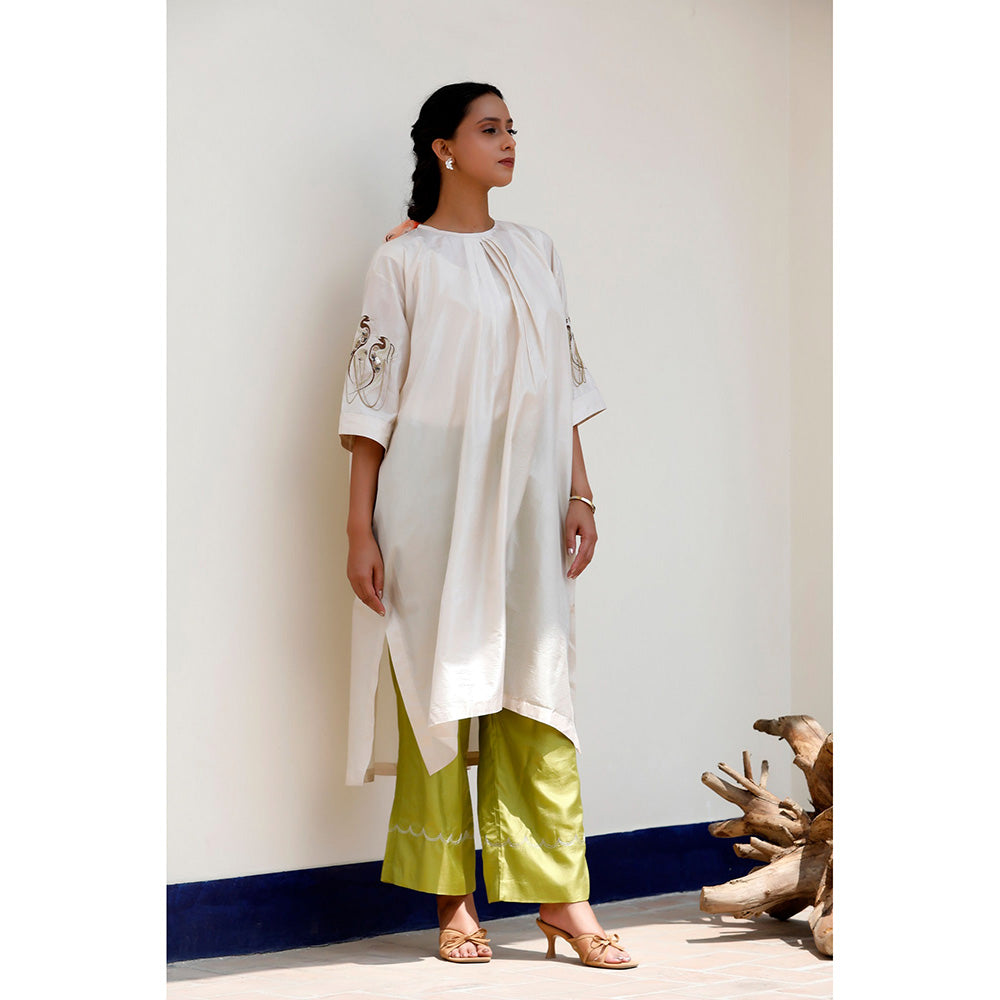 EEDA Aavya Silk Embroidered Kurta and Pant