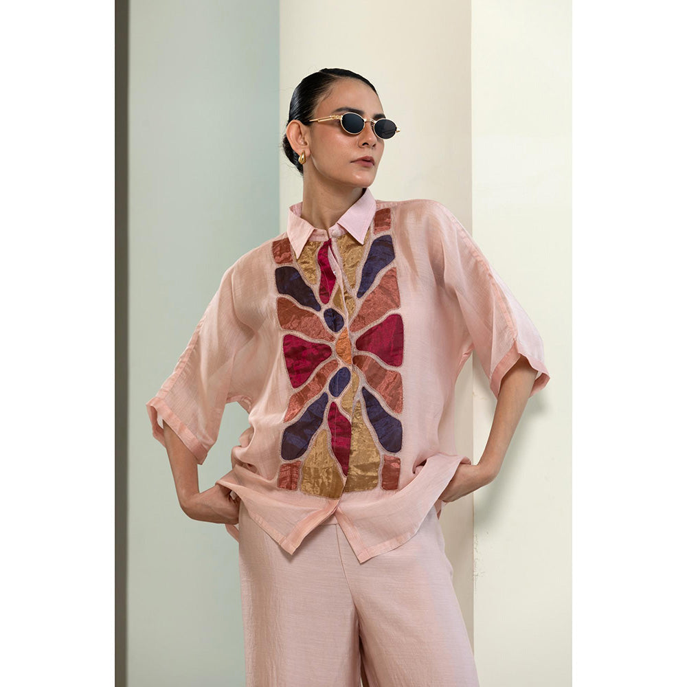 EEDA Off White Round Patch Shirt With Slip - Off-White