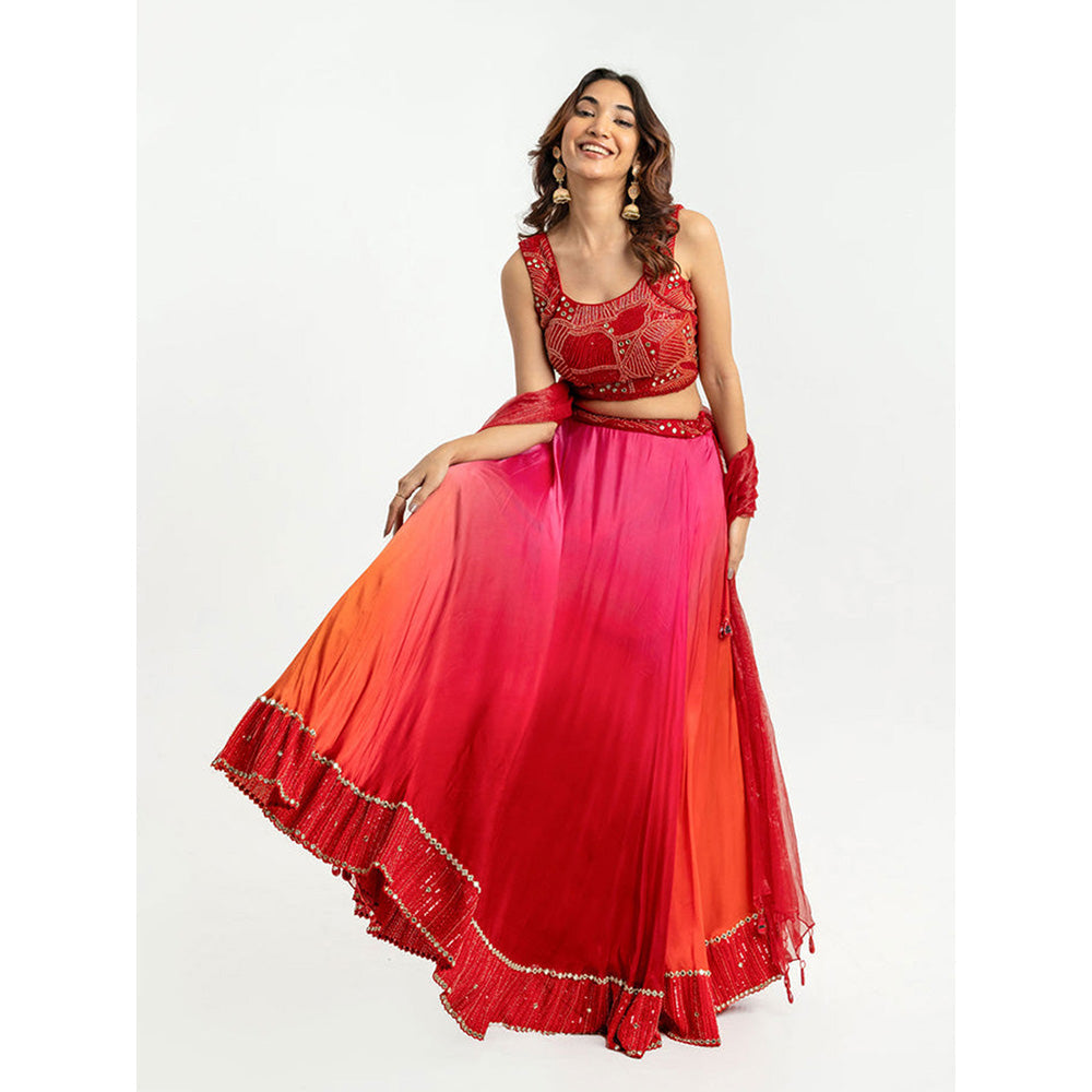 EESHA GUPTA Women Red Tie & Dye Lehenga with Choli and Dupatta (Set of 3)