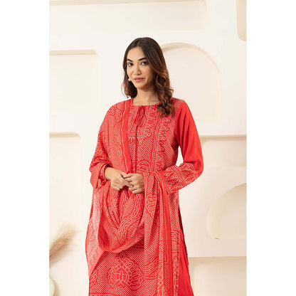 EESHA GUPTA Women Red Printed Kurta with Palazzo and Dupatta (Set of 3)