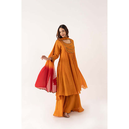 EESHA GUPTA Women Orange Solid/Plain Kurta with Sharara and Dupatta (Set of 3)