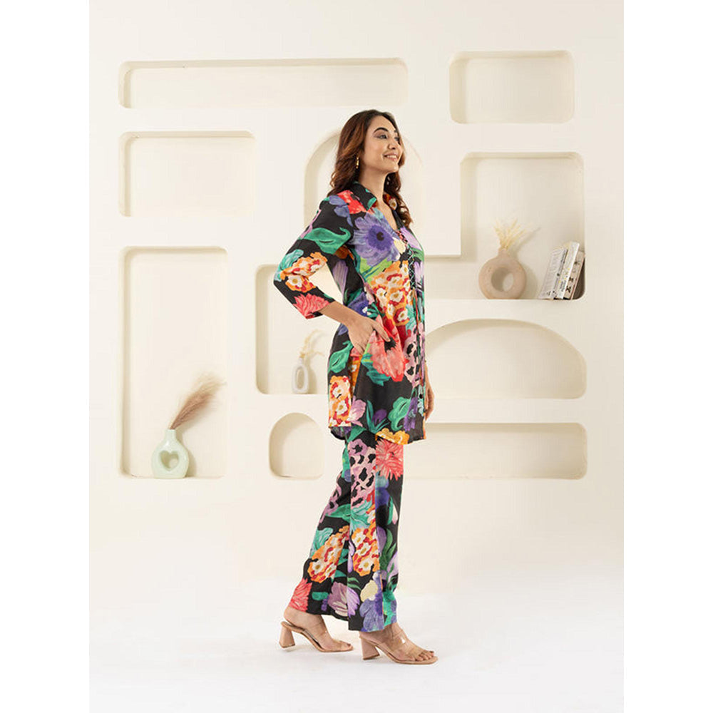 EESHA GUPTA Black Myra Muslin Co-Ord (Set of 2)