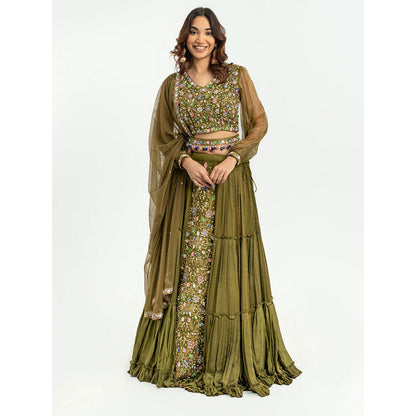 EESHA GUPTA Women Green Embellished Belted Lehenga with Choli and Dupatta (Set of 4)