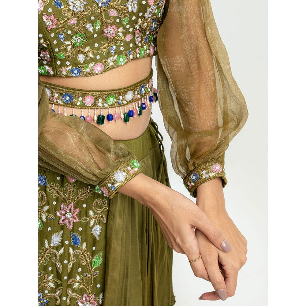 EESHA GUPTA Women Green Embellished Belted Lehenga with Choli and Dupatta (Set of 4)