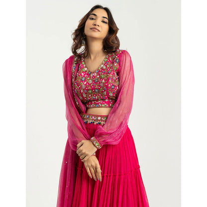EESHA GUPTA Women Pink Floral Belted Lehenga with Choli and Dupatta (Set of 4)