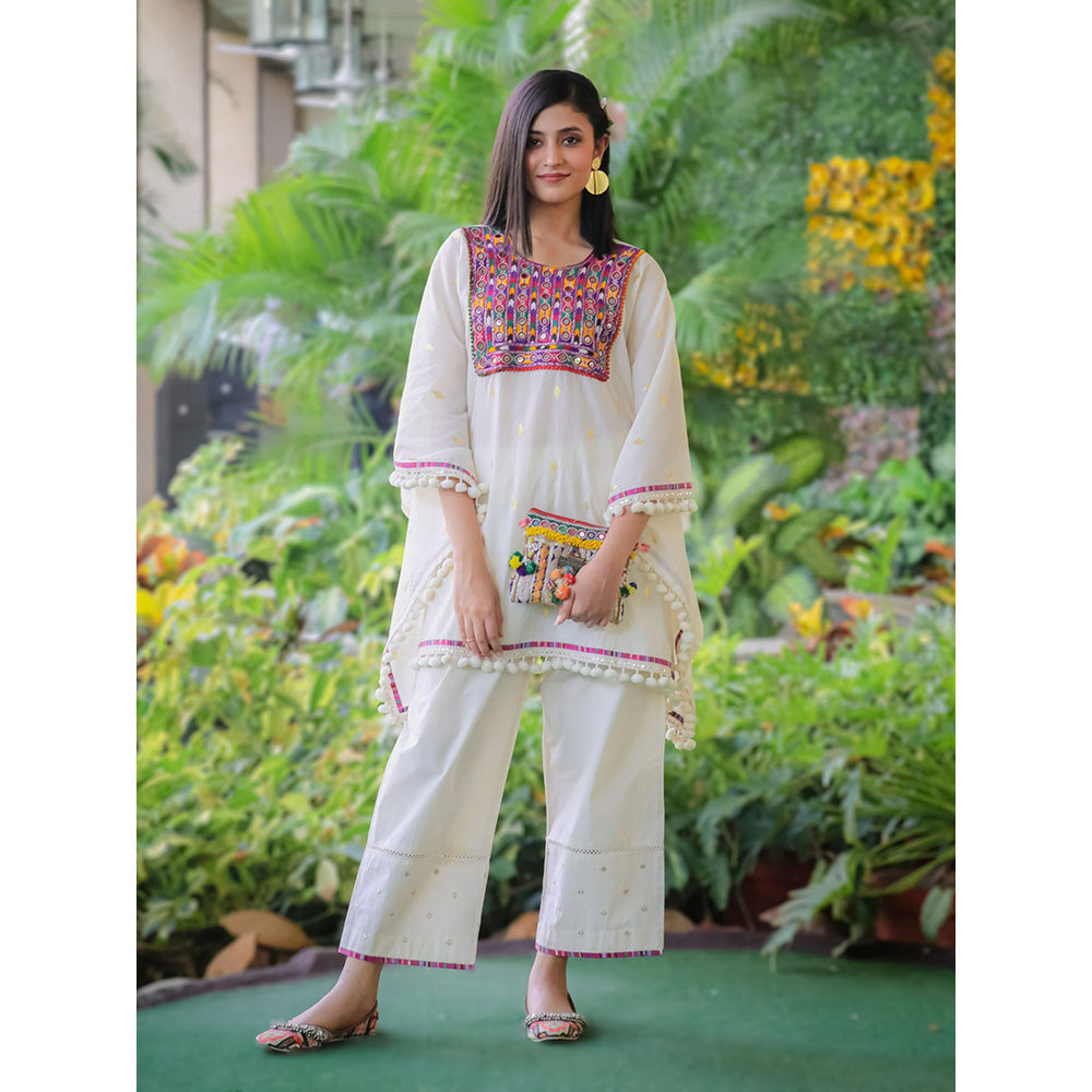 Ekavira Gul Knee Length Kaftan (Set of 2)