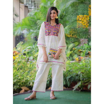 Ekavira Gul Knee Length Kaftan (Set of 2)