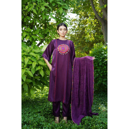 Ekavira Jamina Patch Kurta with Pant & Dupatta for Women (Set of 3)