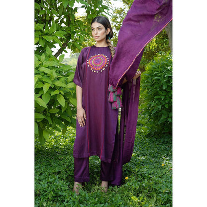 Ekavira Jamina Patch Kurta with Pant & Dupatta for Women (Set of 3)